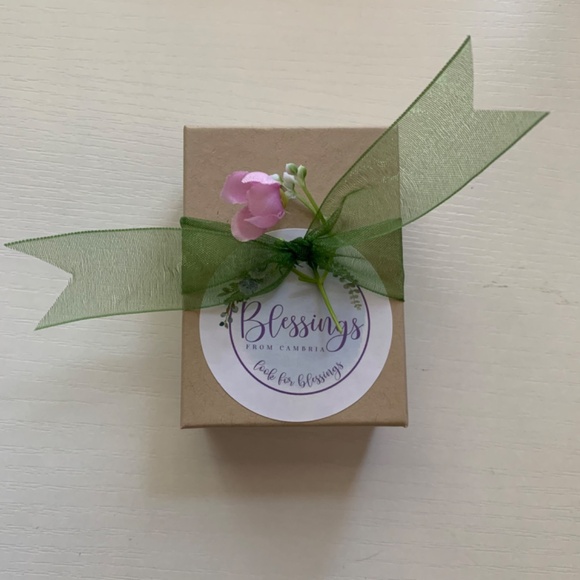 🏷️ Handcrafted Beaded Necklace - Multicolor - Picture 4 of 4